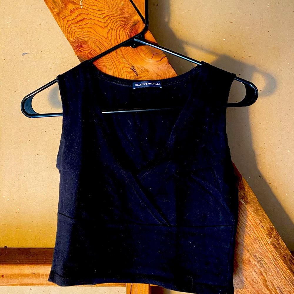 Black crop top shirt from Brandy Melville